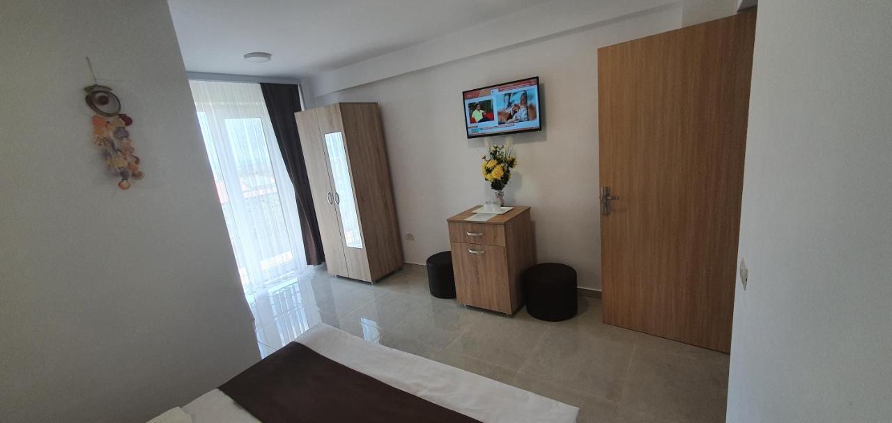 Ema Hotel Vama Veche Bagian luar foto