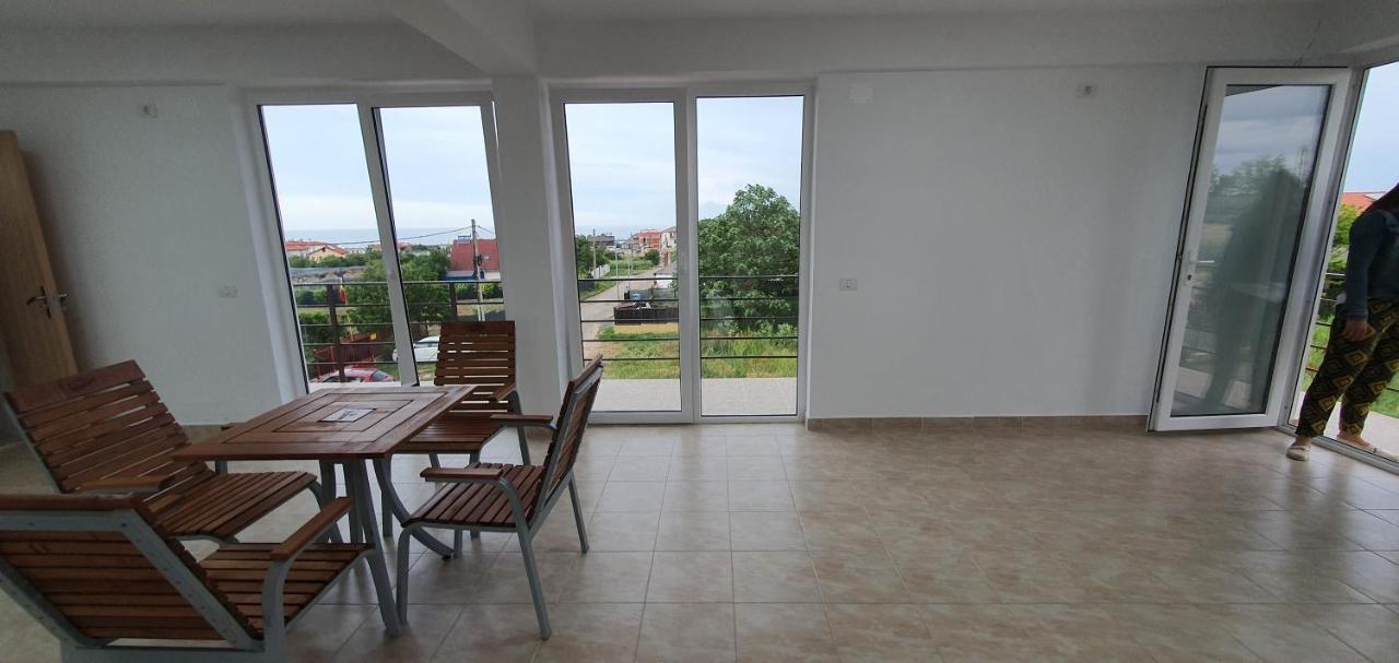 Ema Hotel Vama Veche Bagian luar foto