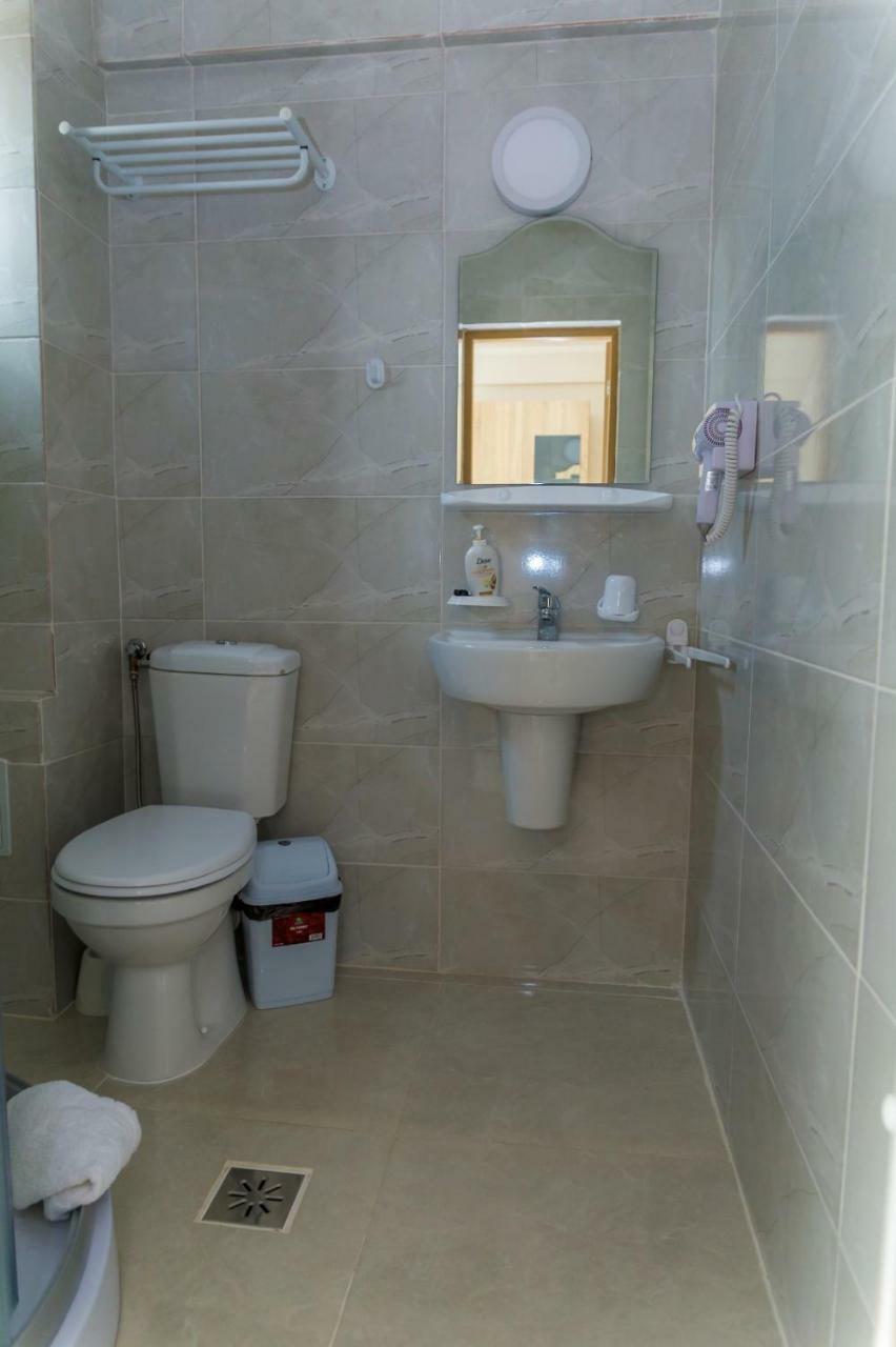 Ema Hotel Vama Veche Bagian luar foto