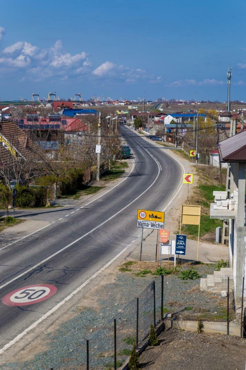 Ema Hotel Vama Veche Bagian luar foto