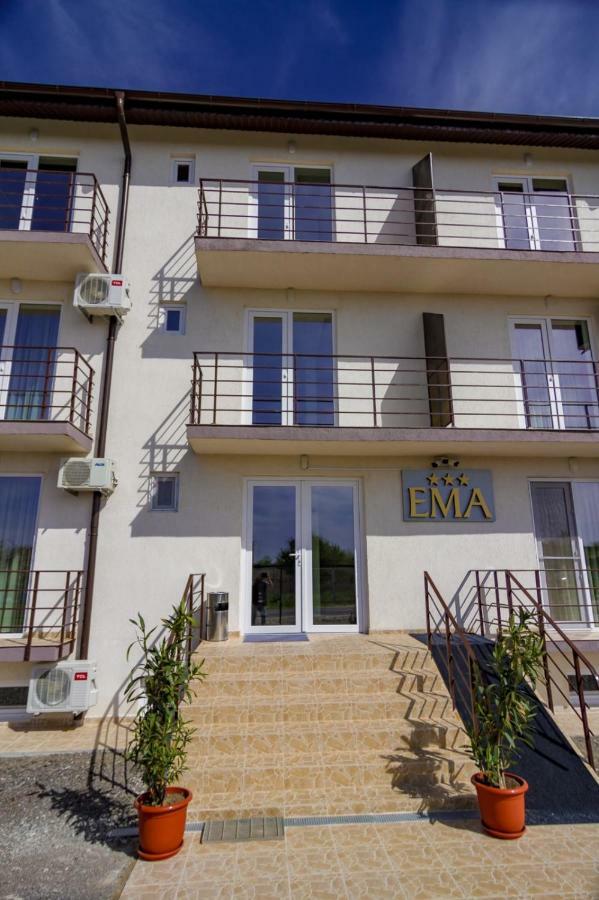 Ema Hotel Vama Veche Bagian luar foto