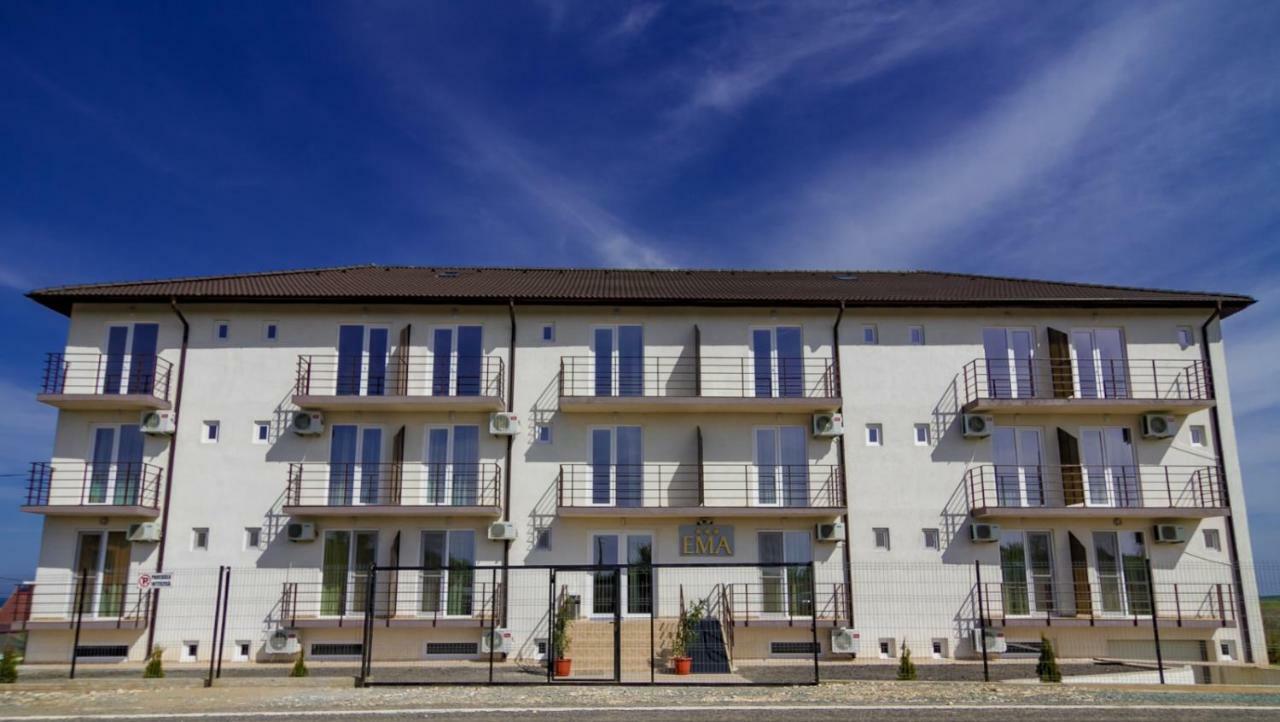 Ema Hotel Vama Veche Bagian luar foto