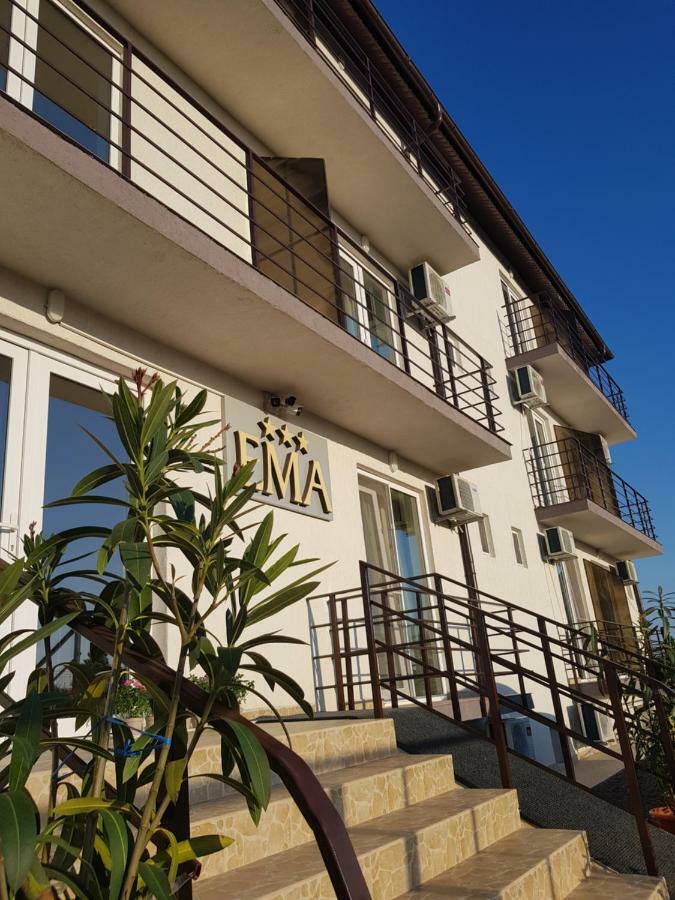 Ema Hotel Vama Veche Bagian luar foto